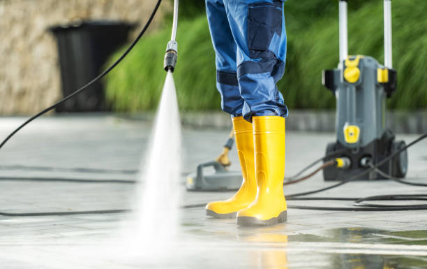 Professional Pressure Washing in Thompson, ND